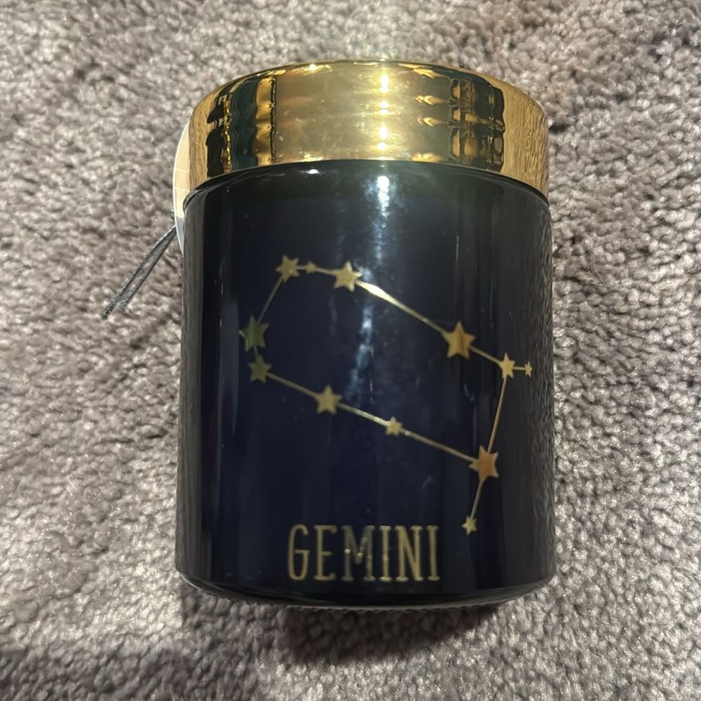 Gemini Aroma Villa Horoscope Collection Night Storm Zodiac Candle 7.7 oz